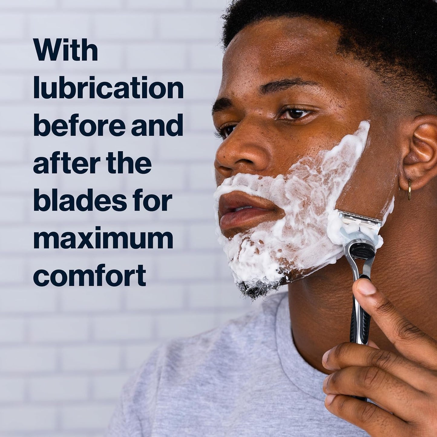 Gillette SkinGuard Razors, 1 Gillette Razor, 4 Razor Blade Refills, Designed for Men with Skin Irritation, Razor Bumps, and Sensitive Skin