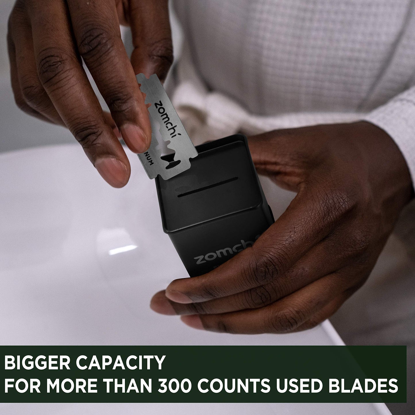 ZOMCHI Razor Blade Bank for Safety Razor Blade Storagement, Used Double Edge Safety Razor Blade Disposal Case (Silver)